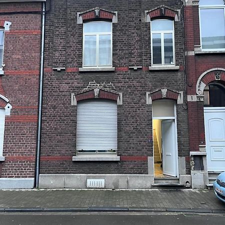 Grande Maison Avec Plusieurs Chambres A Louer Luik Buitenkant foto
