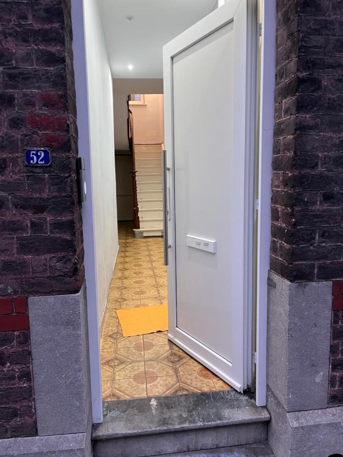 Grande Maison Avec Plusieurs Chambres A Louer Luik Buitenkant foto