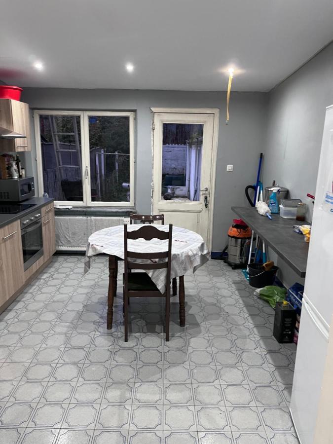 Grande Maison Avec Plusieurs Chambres A Louer Luik Buitenkant foto